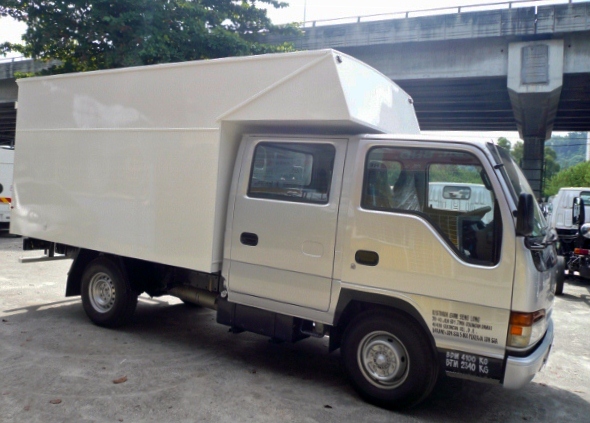 isuzu nhr69 cab lu isuzu nhr69 cab lu