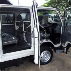 Isuzu NHR Double Cab AT