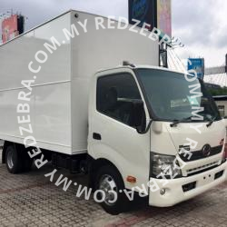 HINO XZU720 Box17ft