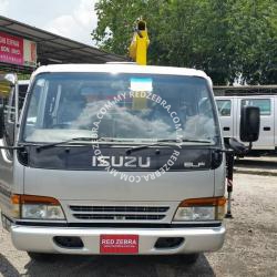 Isuzu NPR truck mounted crane  With Wooden Cargo 5000Kg-7500kg