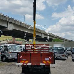 Isuzu NPR truck mounted crane  With Wooden Cargo 5000Kg-7500kg