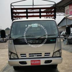 Isuzu NPR High Wooden Cargo Livestock 16.8ft 5000Kg-7500kg