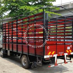 Isuzu NPR High Wooden Cargo Livestock 16.8ft 5000Kg-7500kg