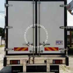 Isuzu NPR PRO Refrigerator Lorry Truck