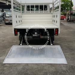 Toyota DYNA LY Double Cabin Steel Cargo With Tail Lift