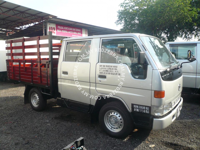 Toyota DYNA LY Double Cabin Wooden Cargo