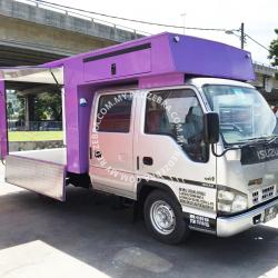 Isuzu - Purple food truck