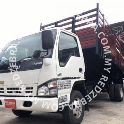 Isuzu Single Cabin Wooden Tipper